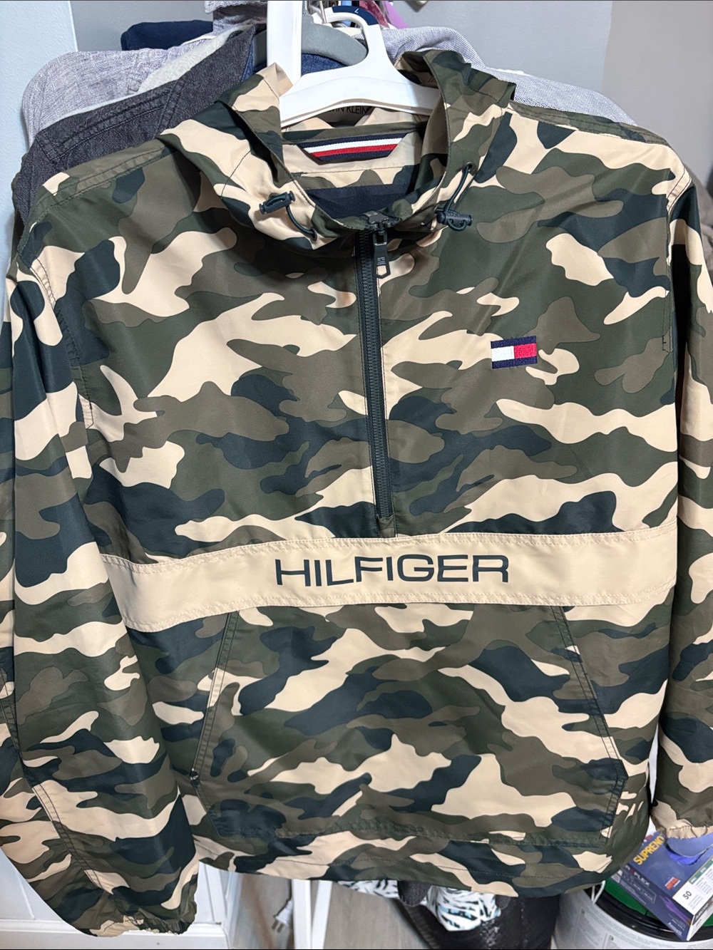 Tommy Hilfiger Men's Camouflage Windbreaker Jacket - Green/Beige
